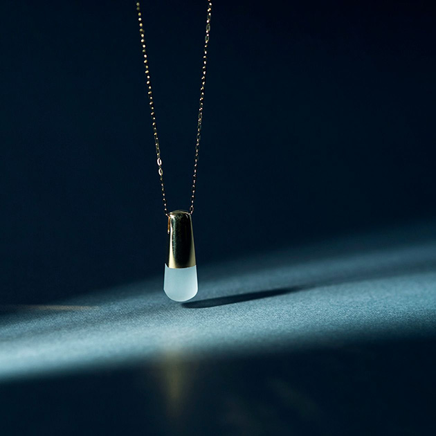 天然石のご遺骨ペンダント「星のおくりもの ゴールド」消水晶