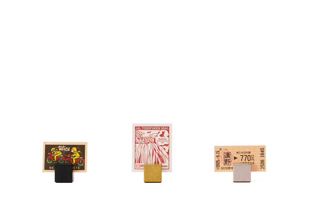 想い立「slit」に想い出の品を飾った様子