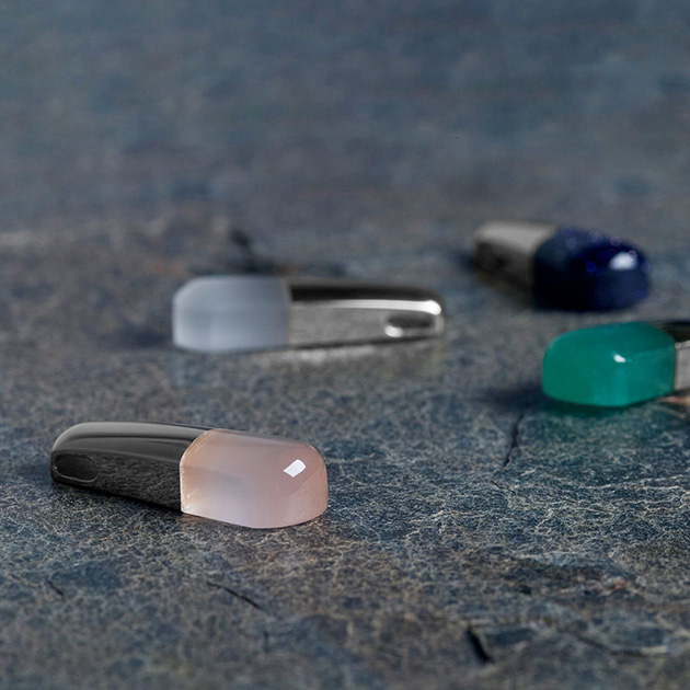 天然石のご遺骨ペンダント「星のおくりもの」のペンダントトップのカラーバリエーション