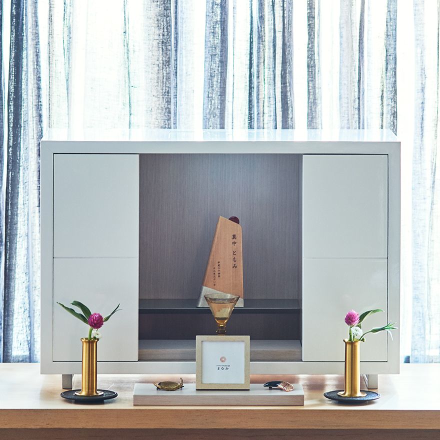 居住空間に調和するカラーリングが魅力の箱型仏壇